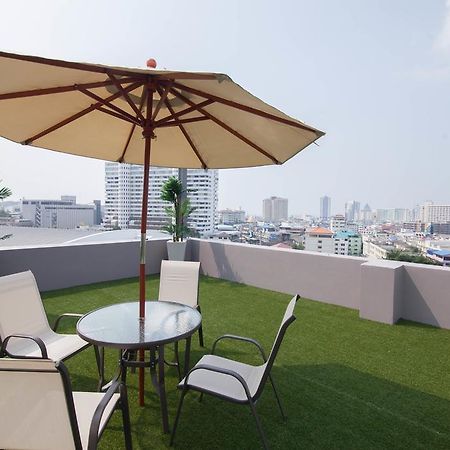 Racha Residence Си Рача Екстериор снимка