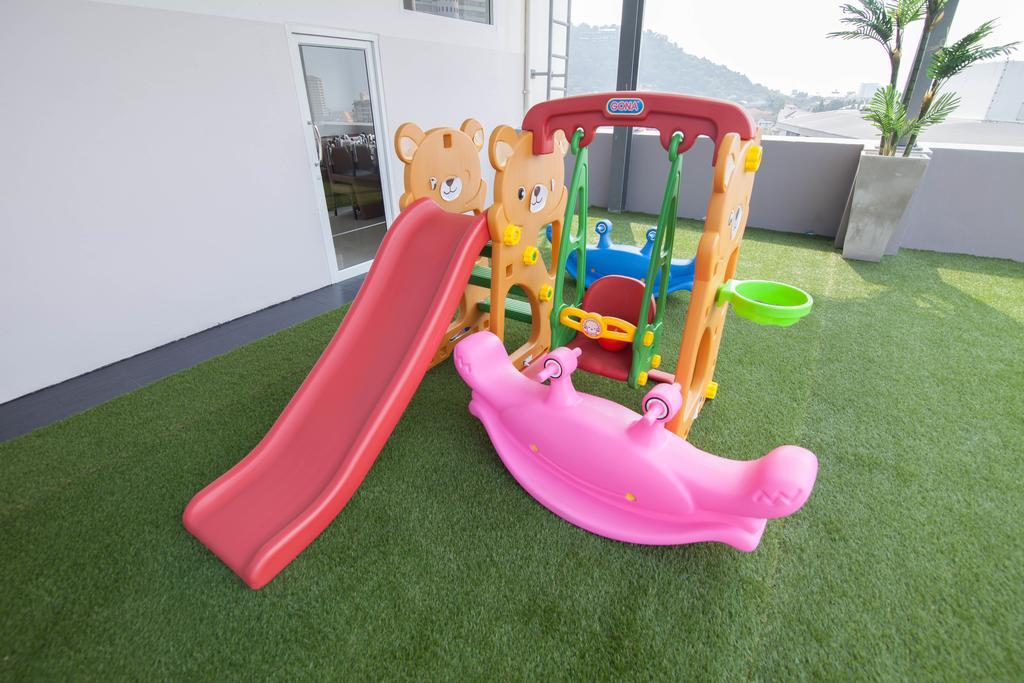 Racha Residence Си Рача Екстериор снимка