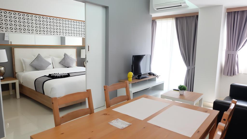 Racha Residence Си Рача Екстериор снимка