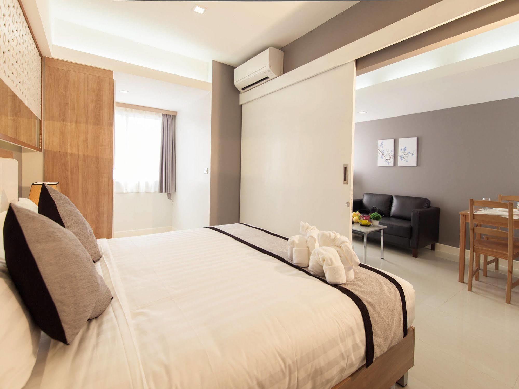 Racha Residence Си Рача Екстериор снимка